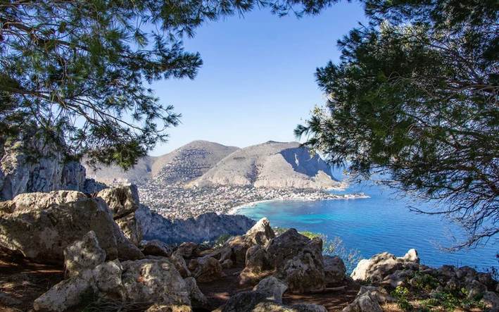 Blick auf die Bucht von Mondello vom Monte Pellegrino aus