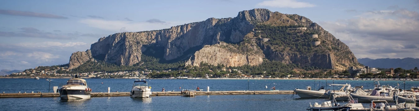 Blick auf den Palermo Strand Mondello