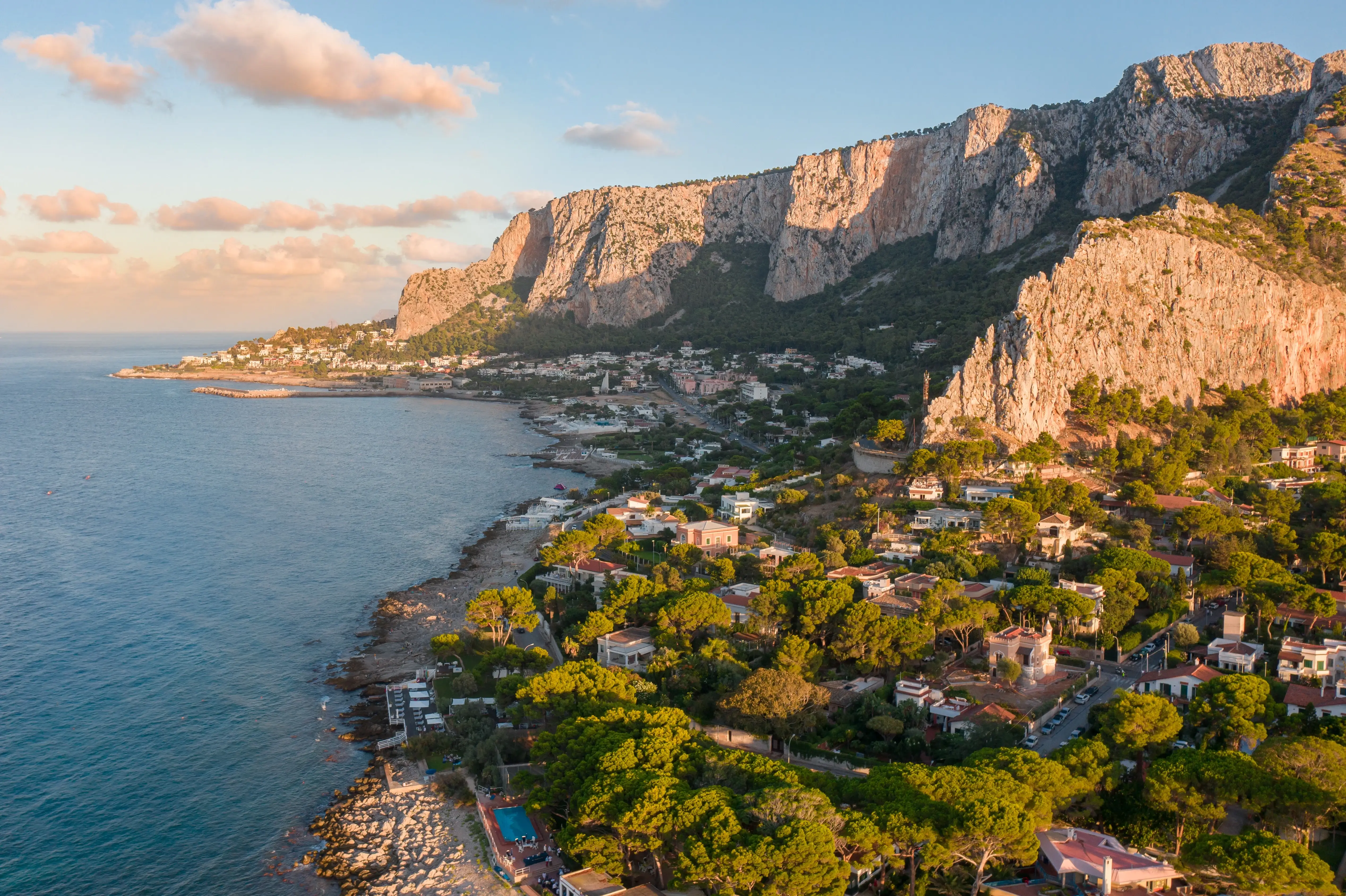 Bild des Palermo Hotel Ratgebers zeigt die sizilianische Küste