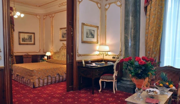 Bild vom Schlafzimmer im Palermo Hotel Grandhotel Wagner