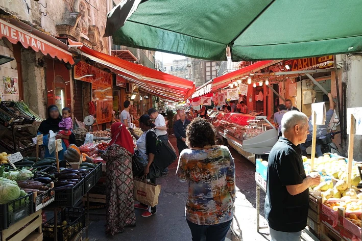 In den Gassen des Ballarò Marktes spürt man den arabischen Einfluss