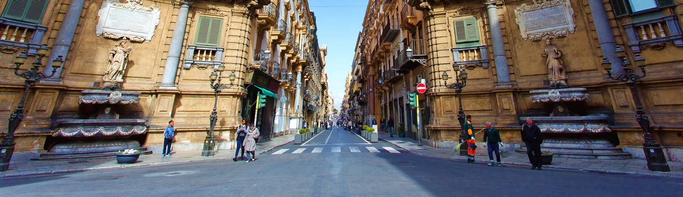 Blick auf den Palermo Mercato Del Capo