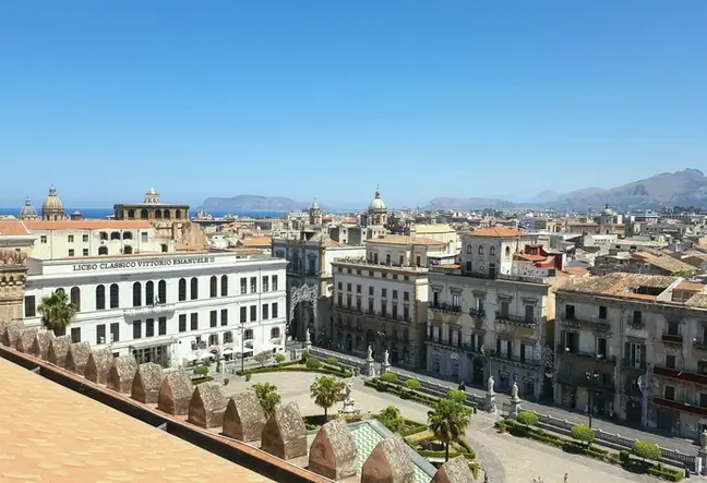 Blick auf Palermo vom Dach der Kathedrale in Palermo