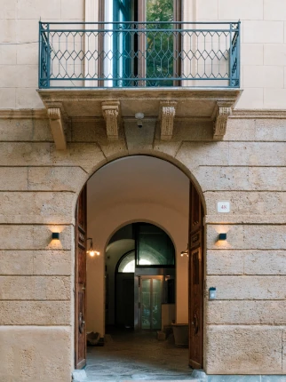 Bild der offenen Eingangstüre im BnB Dolcevita
